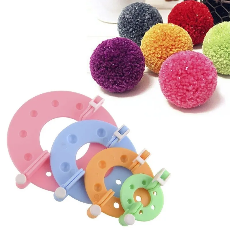 8 قطعة 4 أحجام زغب الكرة ويفر  - مراجعة Pom Pom Maker Tool وسعره